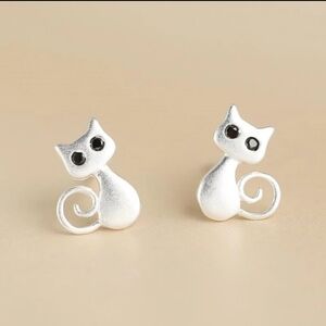 Silver Haunted Cat Earrings